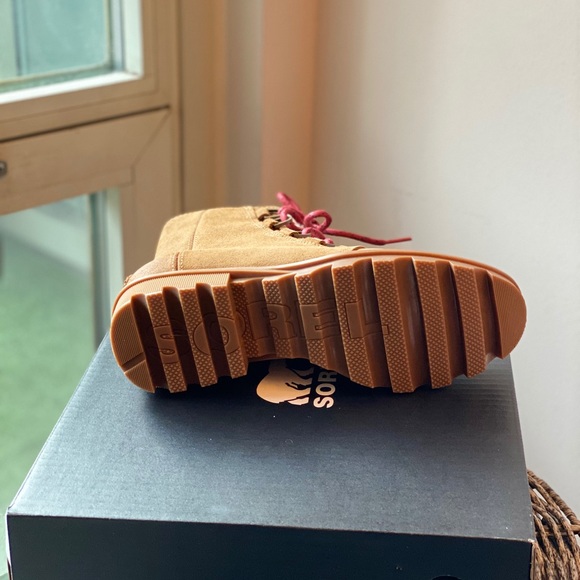 NWT Sorel Phoenix Boots - Picture 7 of 8